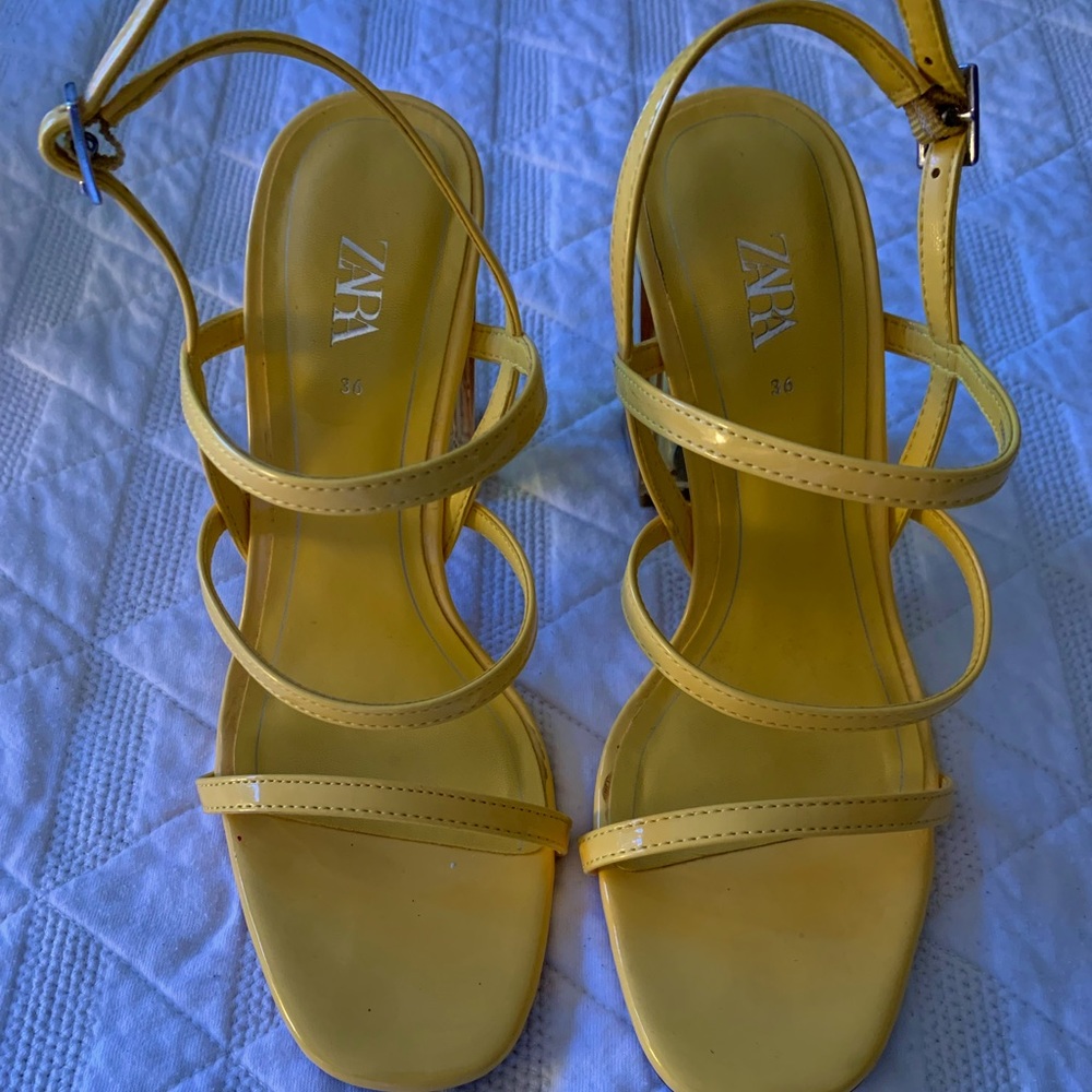 Yellow Zara sandals 36